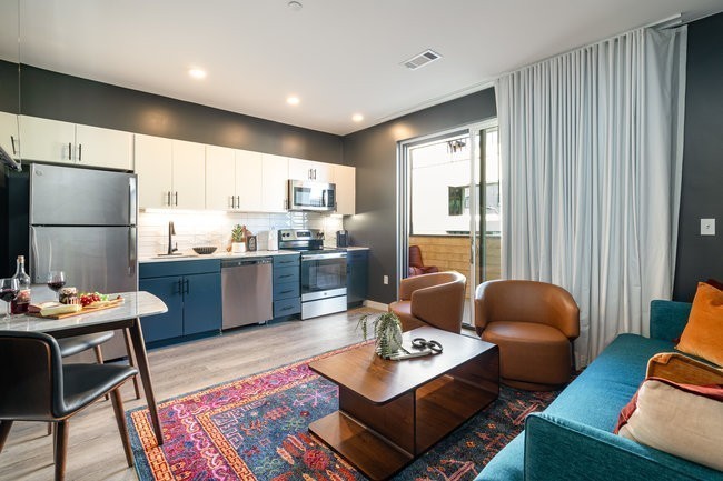 50 Music Sq, W Nashville TN 37203
