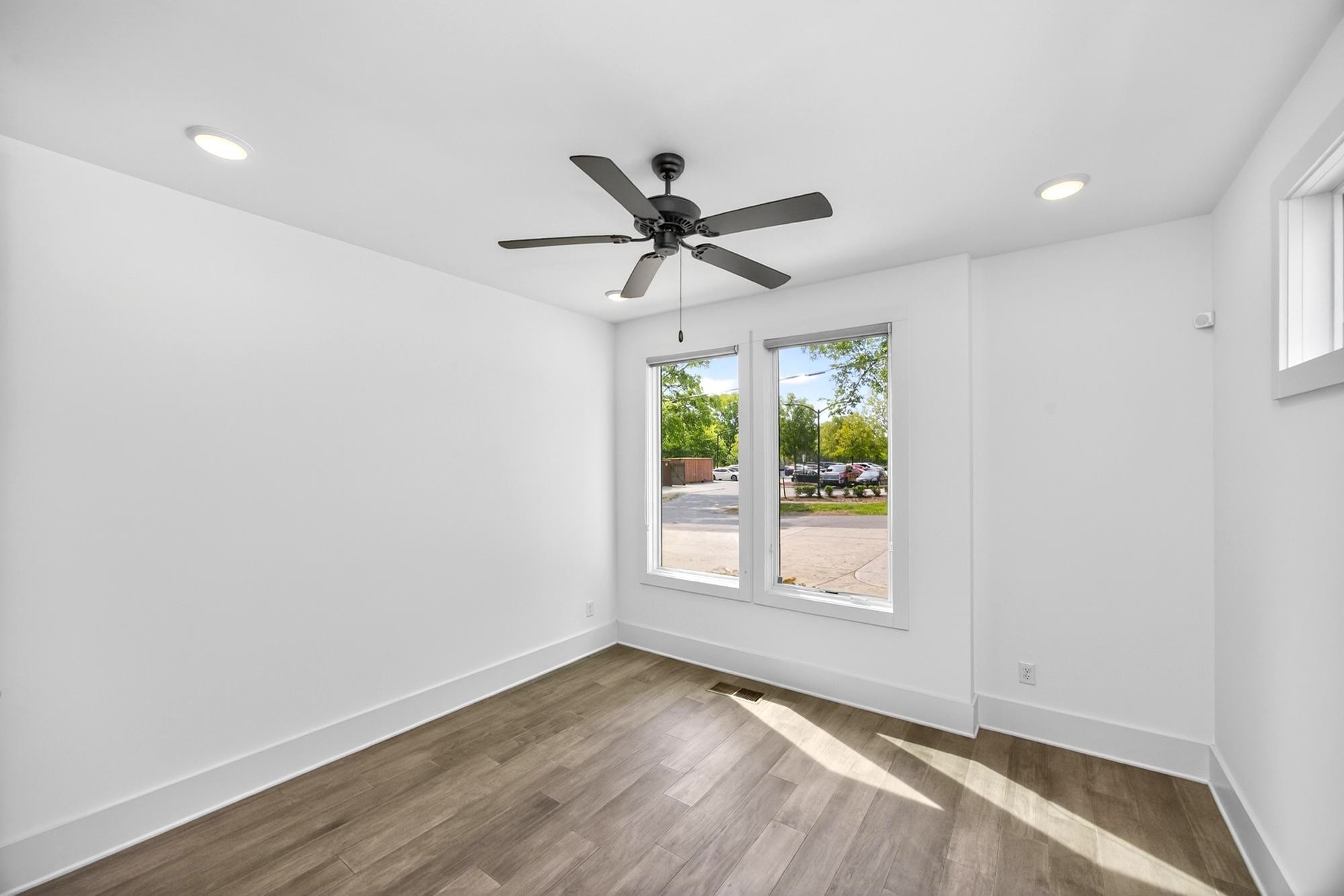 217 Eastmoreland Street Nashville TN 37207
