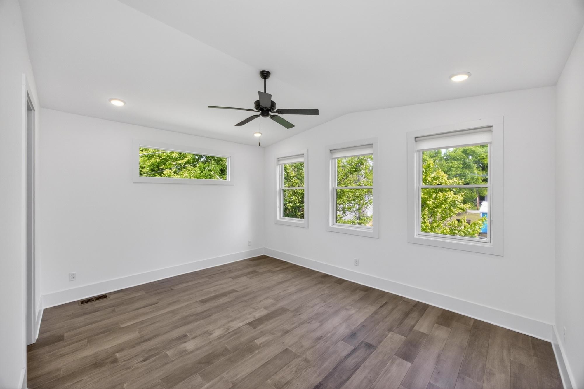 217 Eastmoreland Street Nashville TN 37207