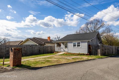 2217 Mccroskey Avenue Knoxville TN 37917