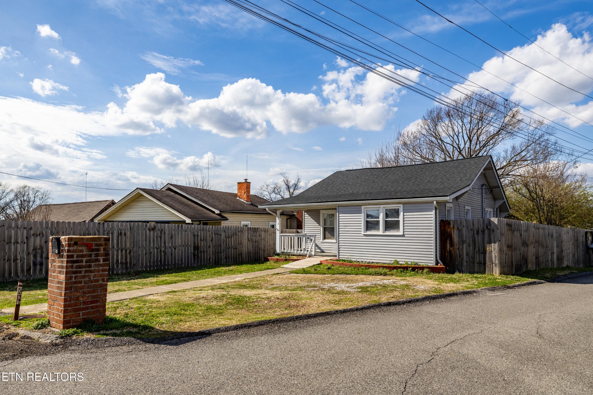 2217 Mccroskey Avenue Knoxville TN 37917