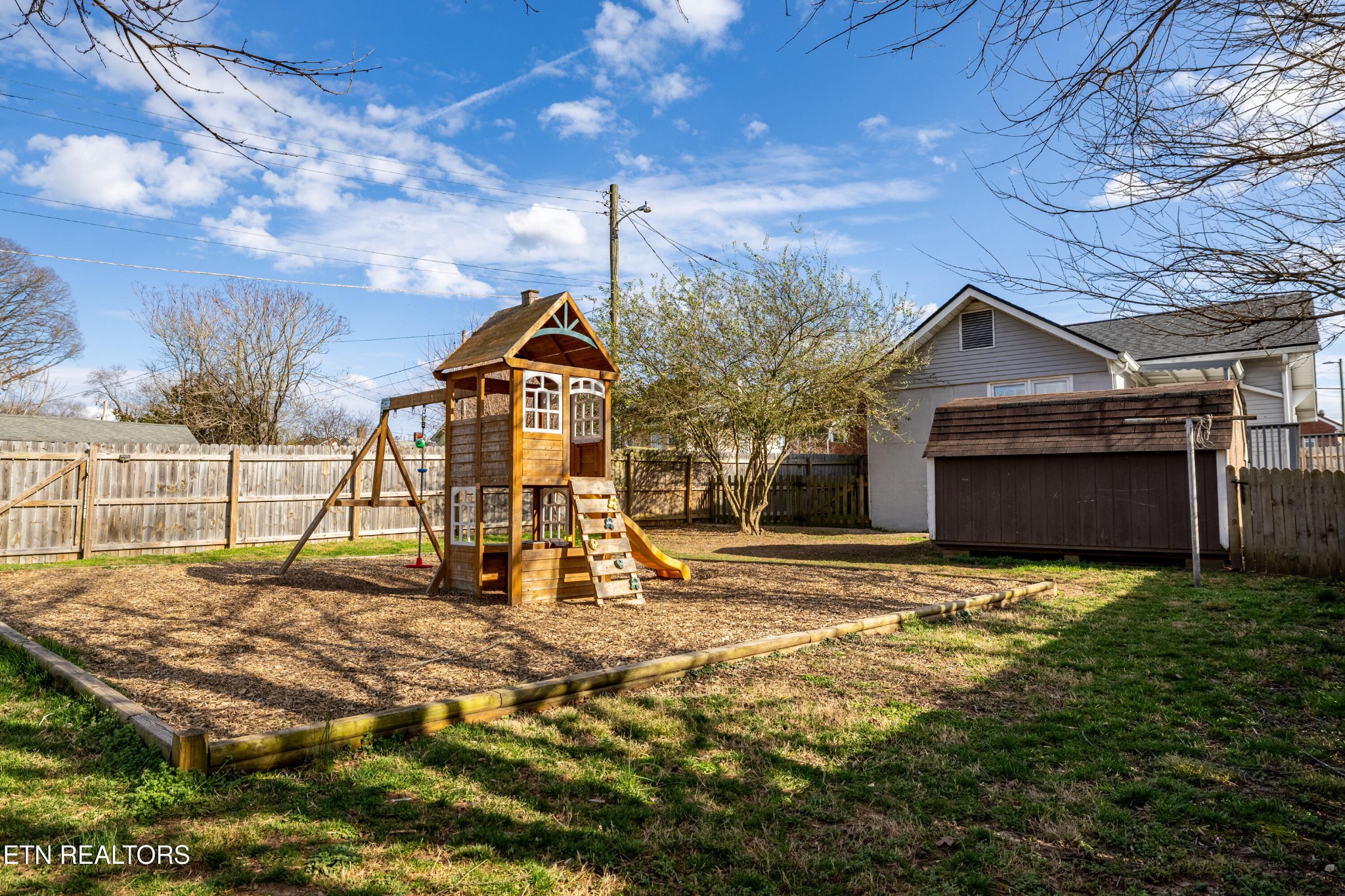 2217 Mccroskey Avenue Knoxville TN 37917