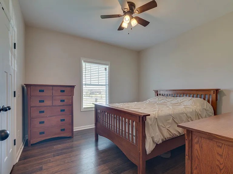 2513 Warners Ridge Chapel Hill TN 37034