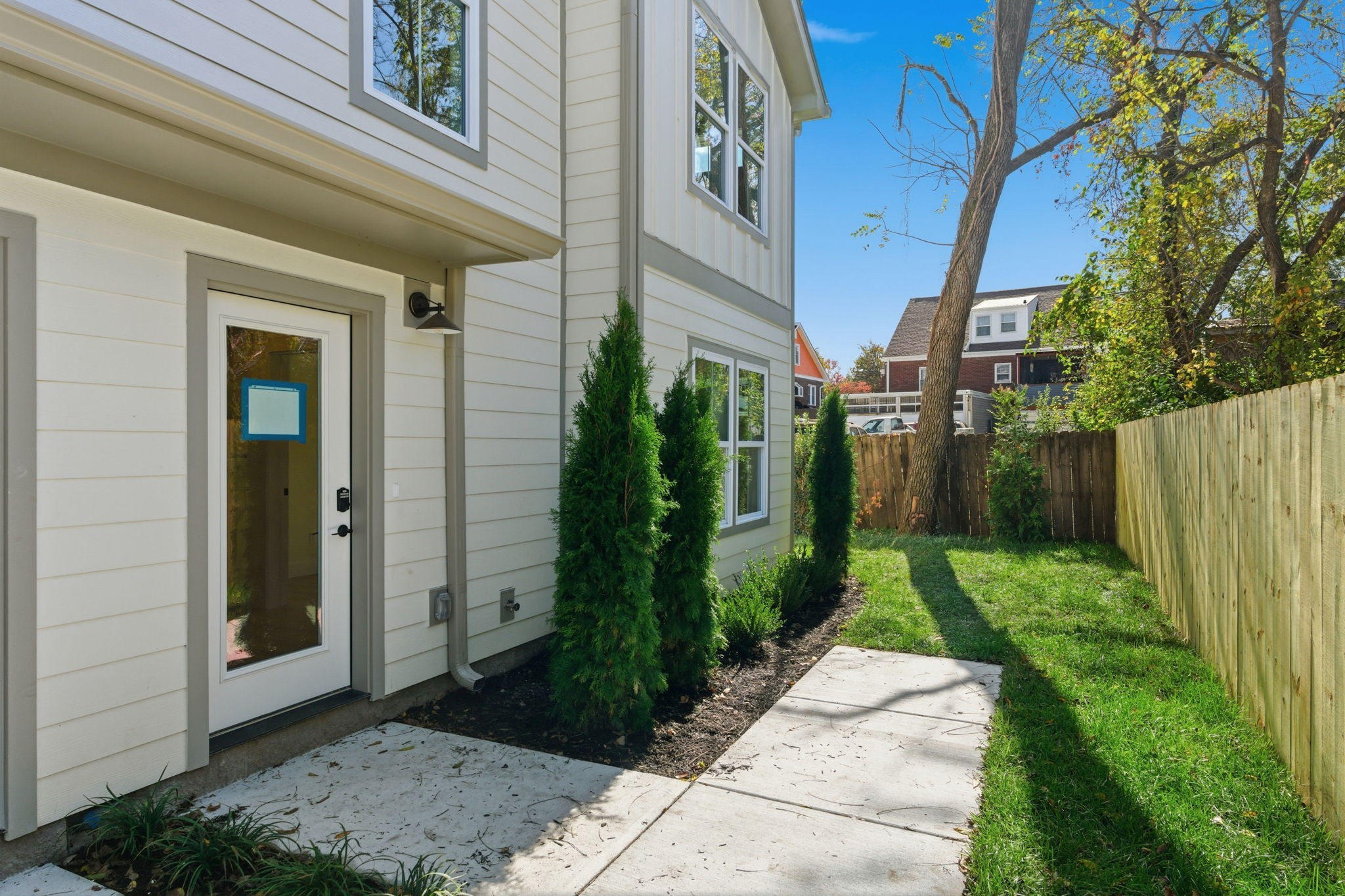 1020 W Kirkland Avenue Nashville TN 37216