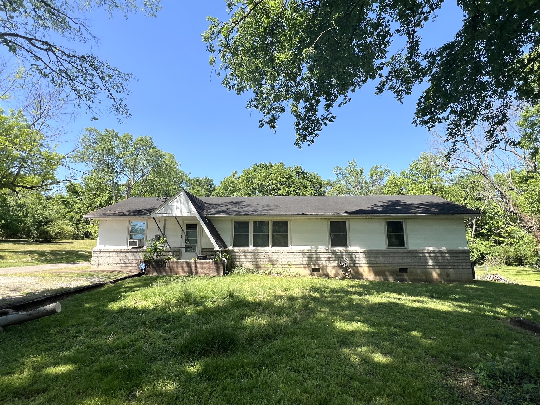 827 Wren Road Goodlettsville TN 37072