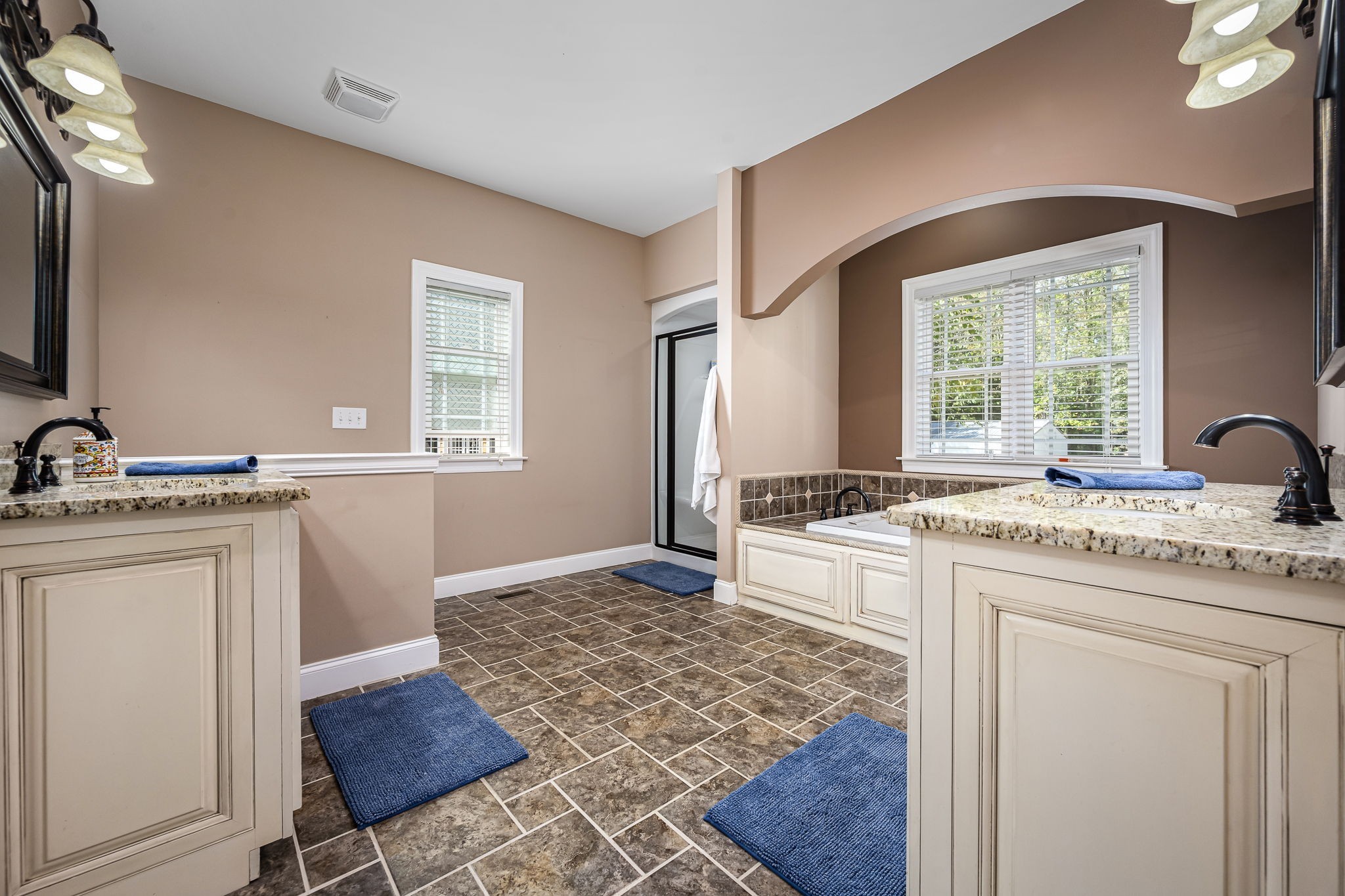 2065 Turkey Creek Loop Tullahoma TN 37388
