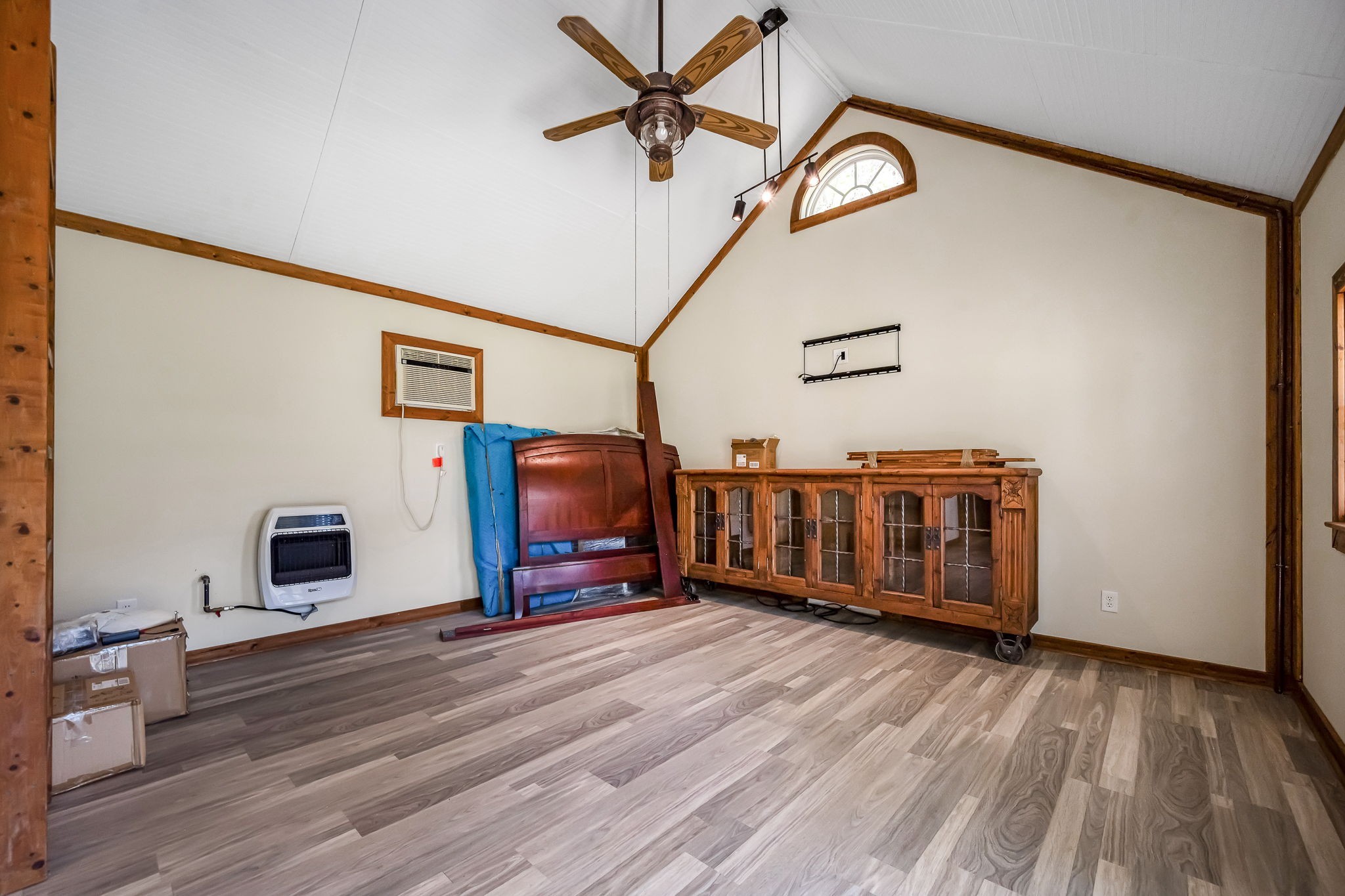 2065 Turkey Creek Loop Tullahoma TN 37388