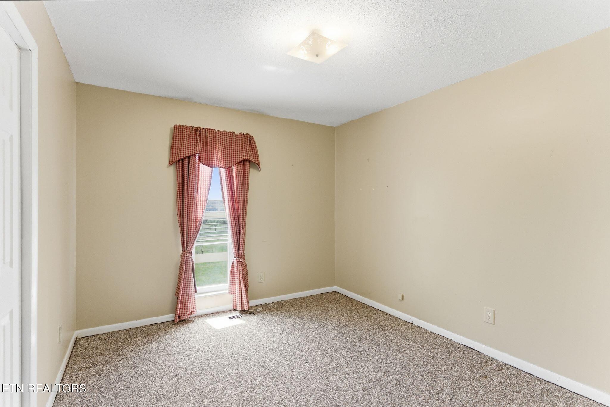 3118 Ellistown Road Knoxville TN 37924