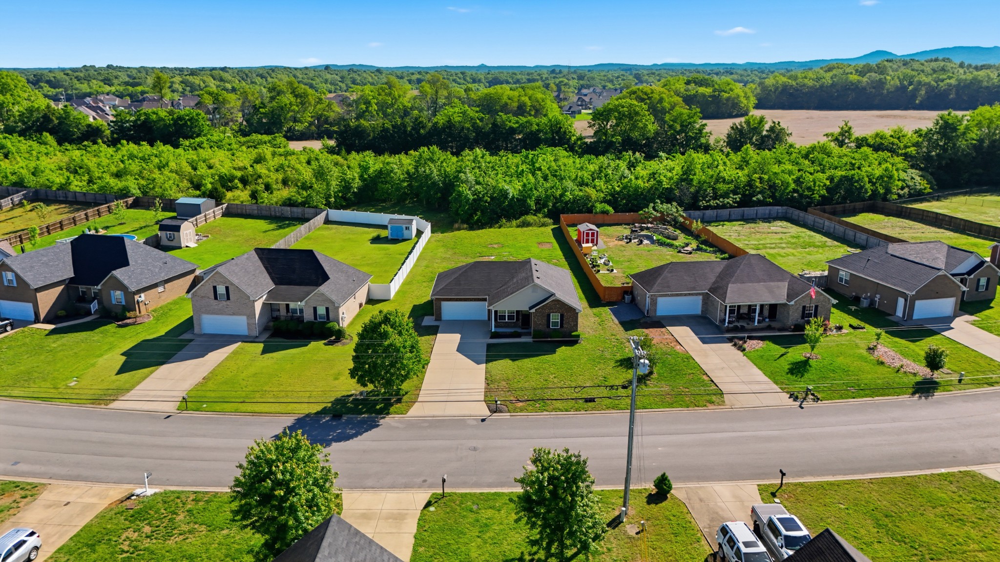 2320 Auldridge Drive Christiana TN 37037