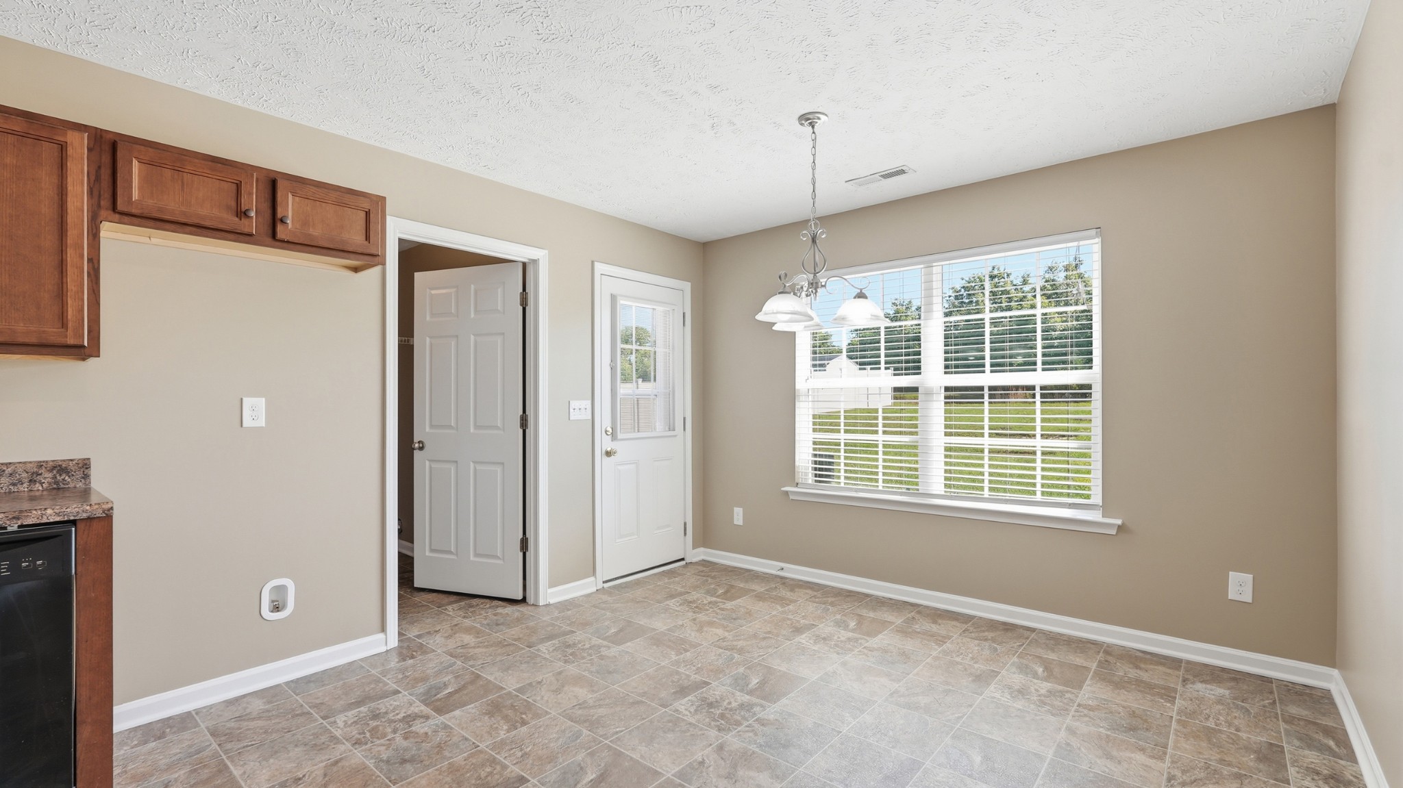 2320 Auldridge Drive Christiana TN 37037