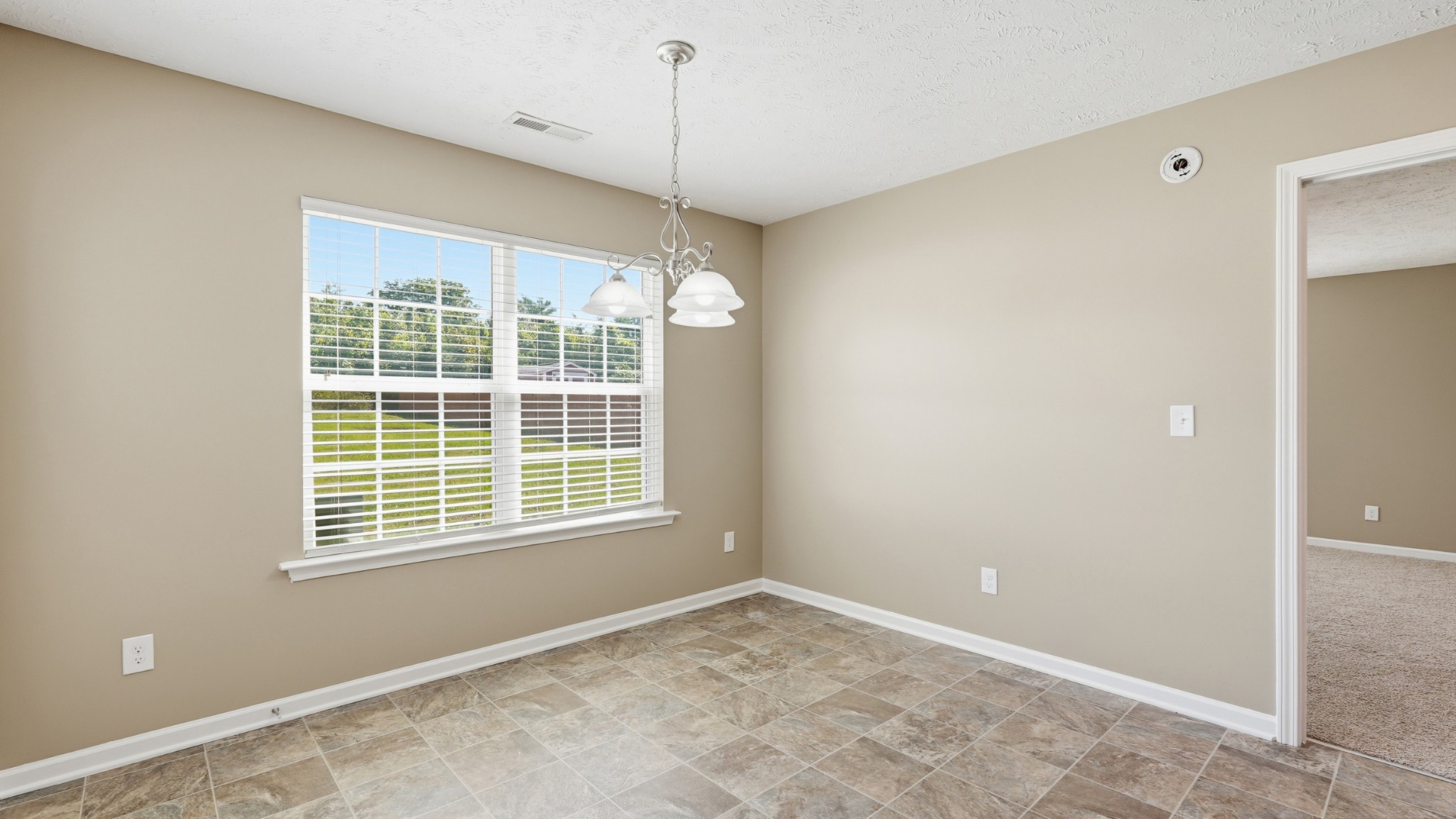 2320 Auldridge Drive Christiana TN 37037