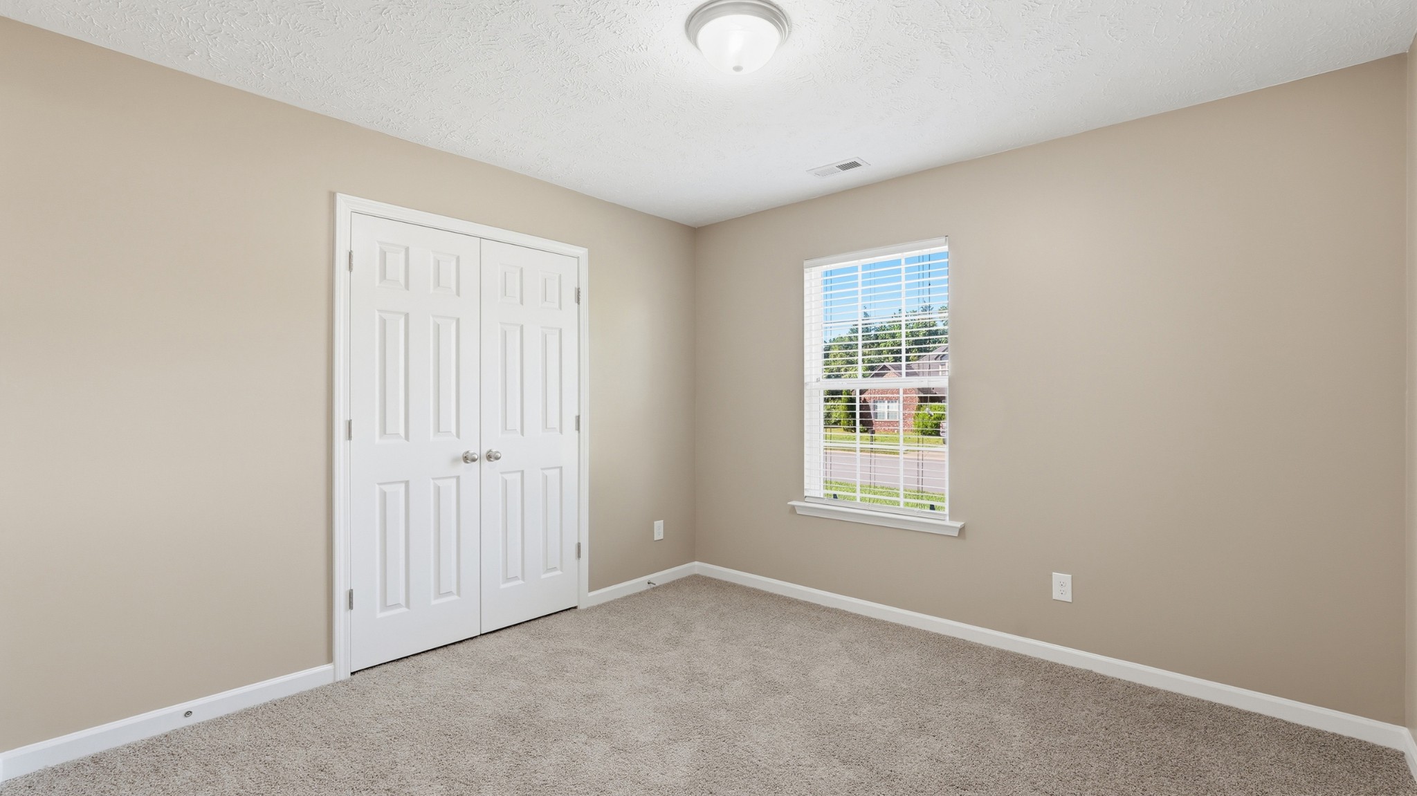 2320 Auldridge Drive Christiana TN 37037