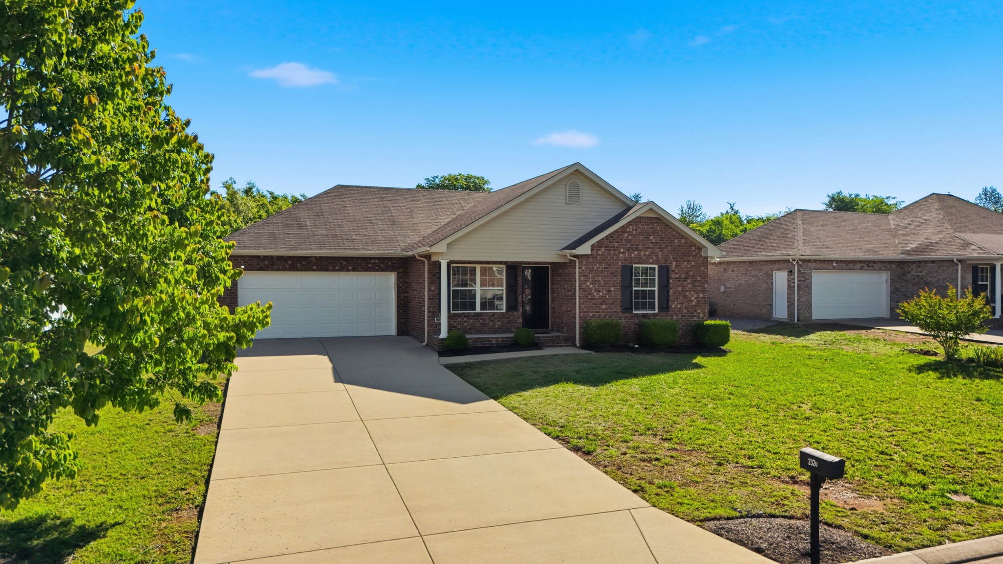 2320 Auldridge Drive Christiana TN 37037