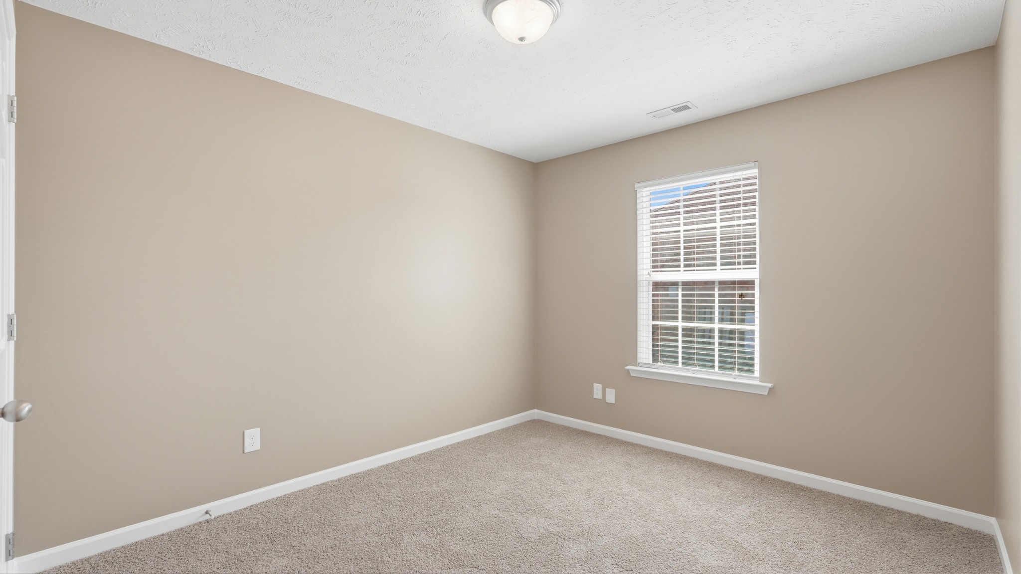 2320 Auldridge Drive Christiana TN 37037