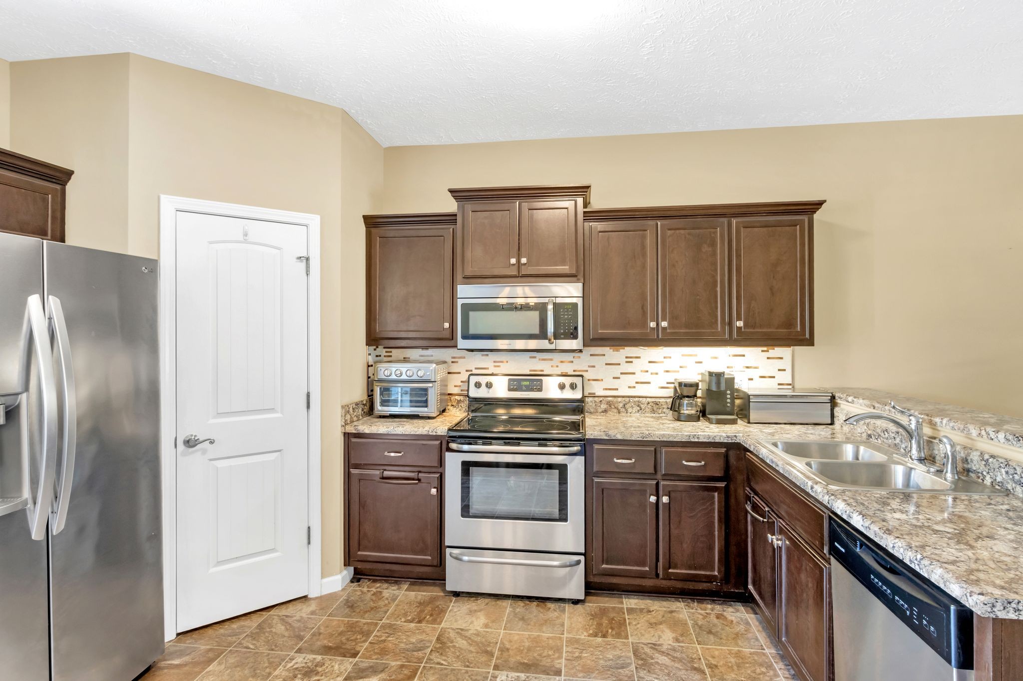 2429 New Holland Circle Murfreesboro TN 37128