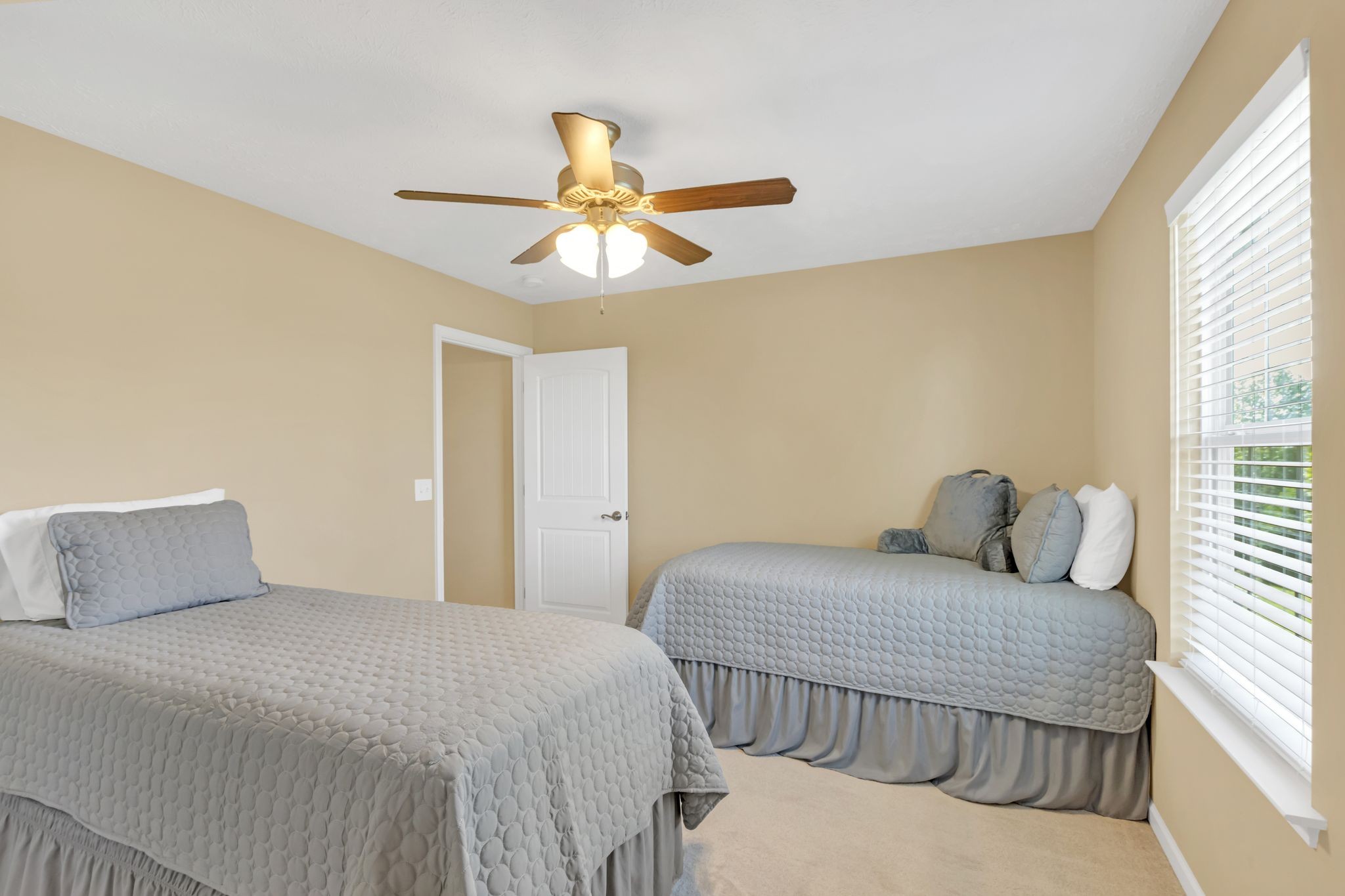 2429 New Holland Circle Murfreesboro TN 37128
