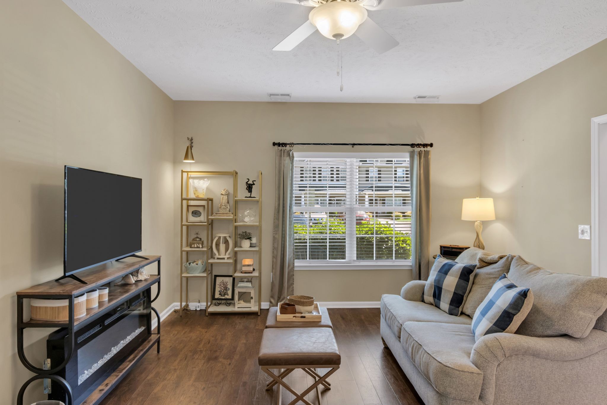 2429 New Holland Circle Murfreesboro TN 37128