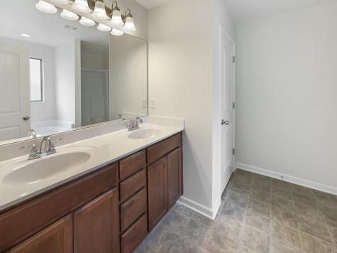 221 Saxony Way Gallatin TN 37066