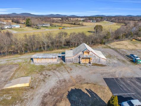 6853 Lascassas Pike Lascassas TN 37085