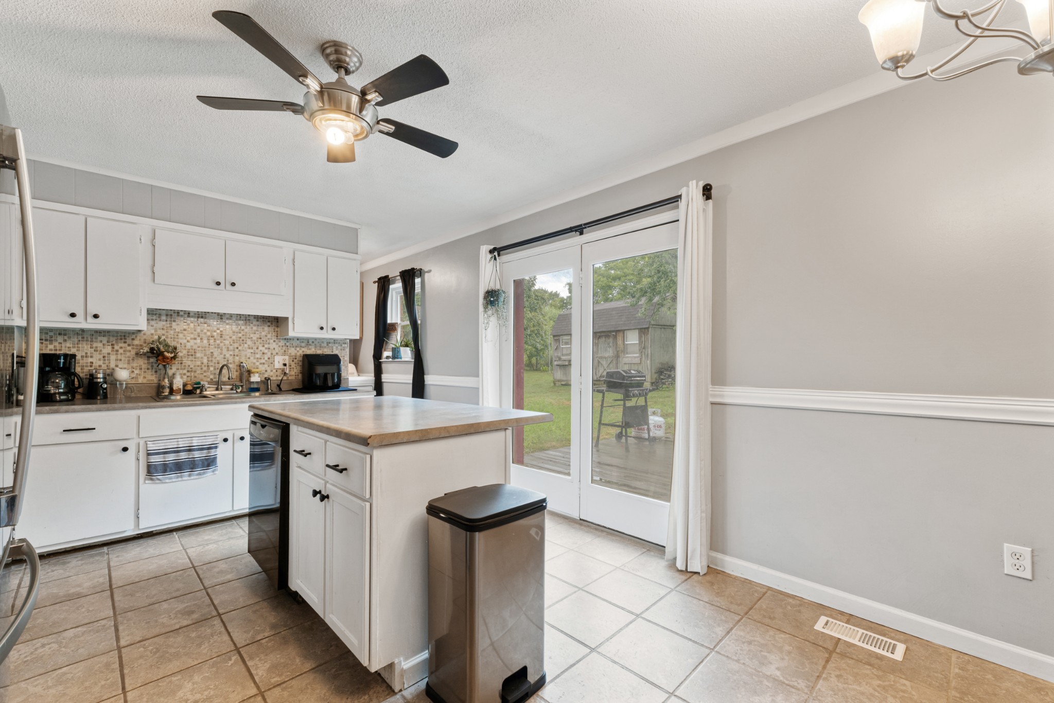 116 Lowell Dr, W Fayetteville TN 37334