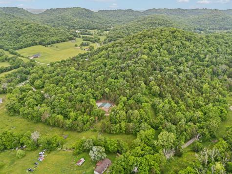 1840 Lick Creek Road Hartsville TN 37074