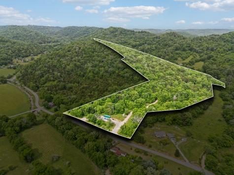 1840 Lick Creek Road Hartsville TN 37074