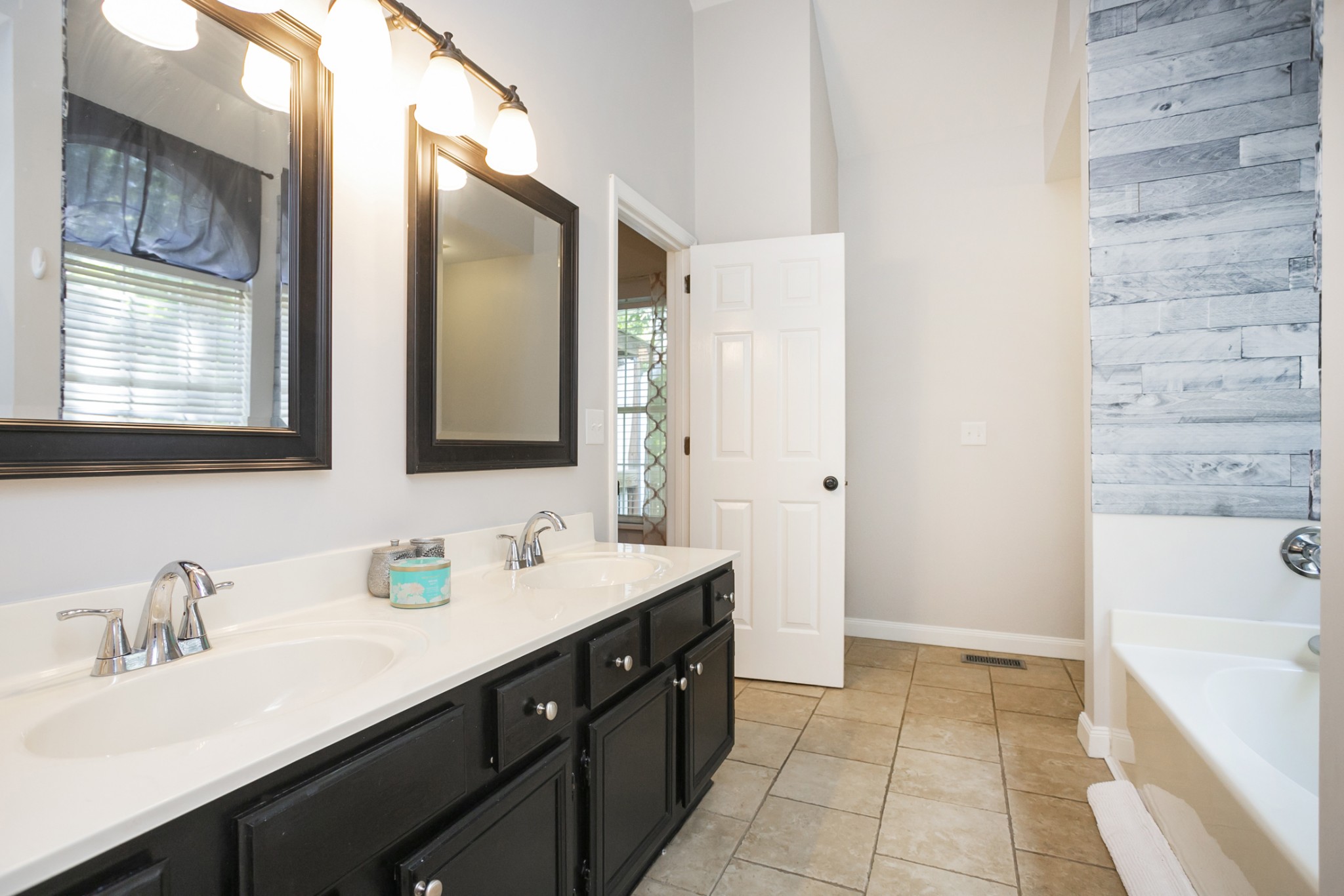 1004 Elmshade Lane Nashville TN 37211