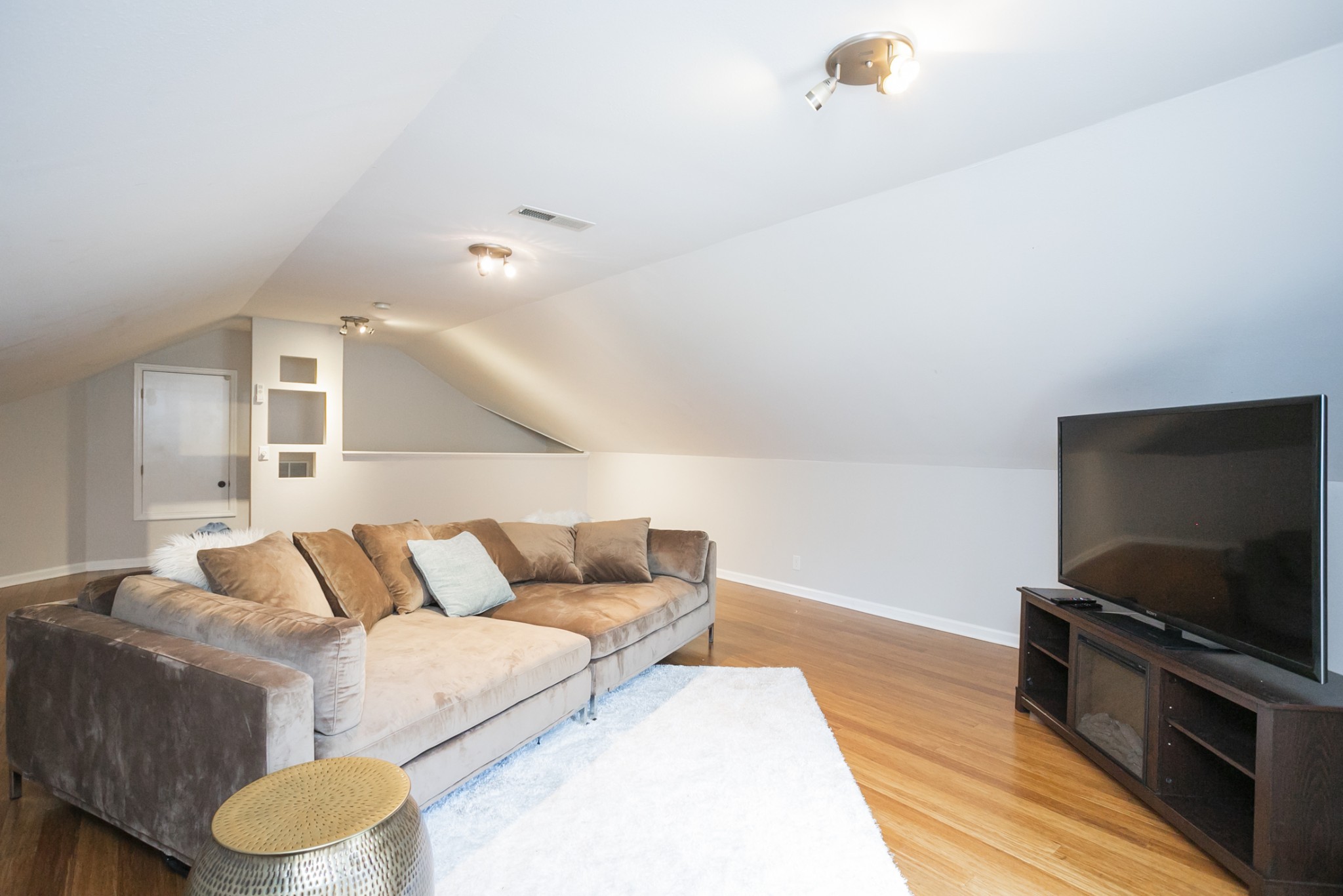 1004 Elmshade Lane Nashville TN 37211