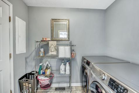489 Calista Road White House TN 37188