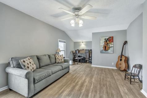 489 Calista Road White House TN 37188
