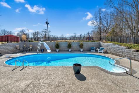 489 Calista Road White House TN 37188