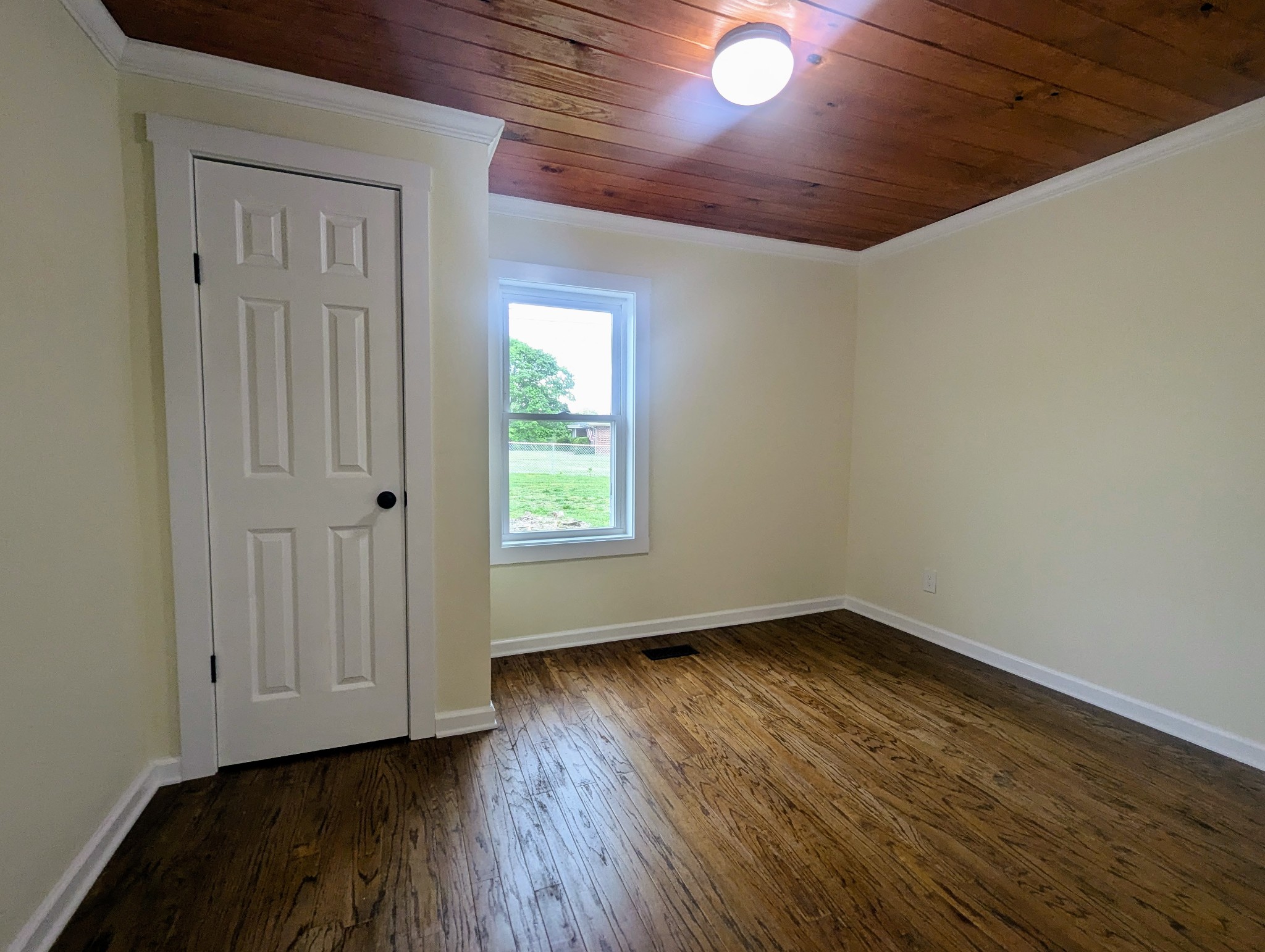 1263 Highway 100 Centerville TN 37033