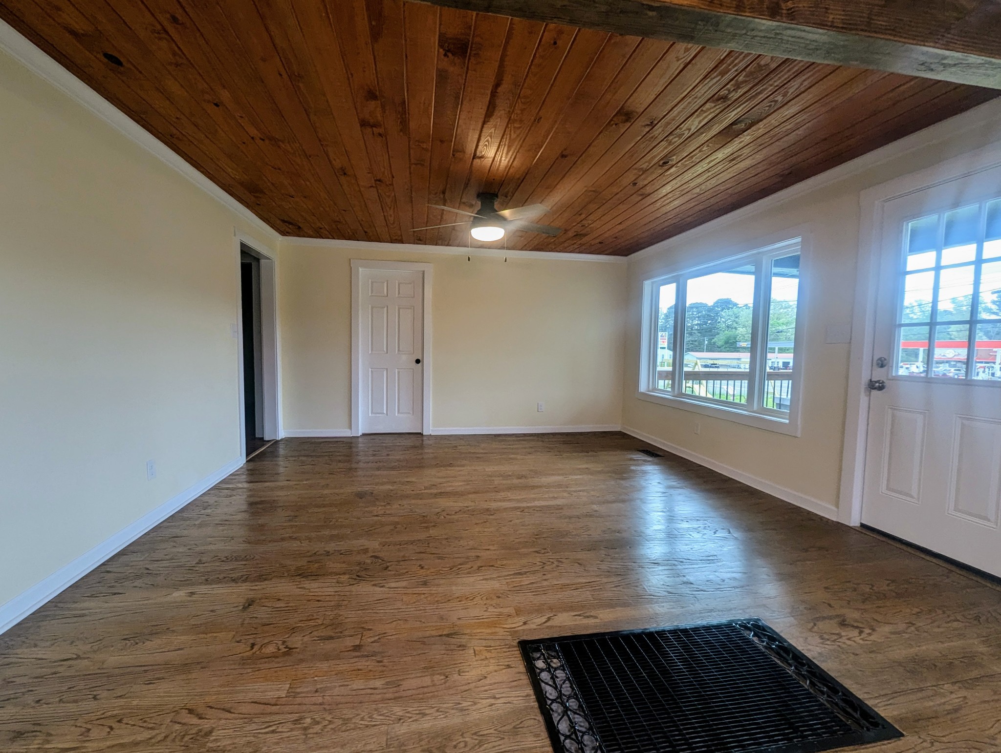 1263 Highway 100 Centerville TN 37033