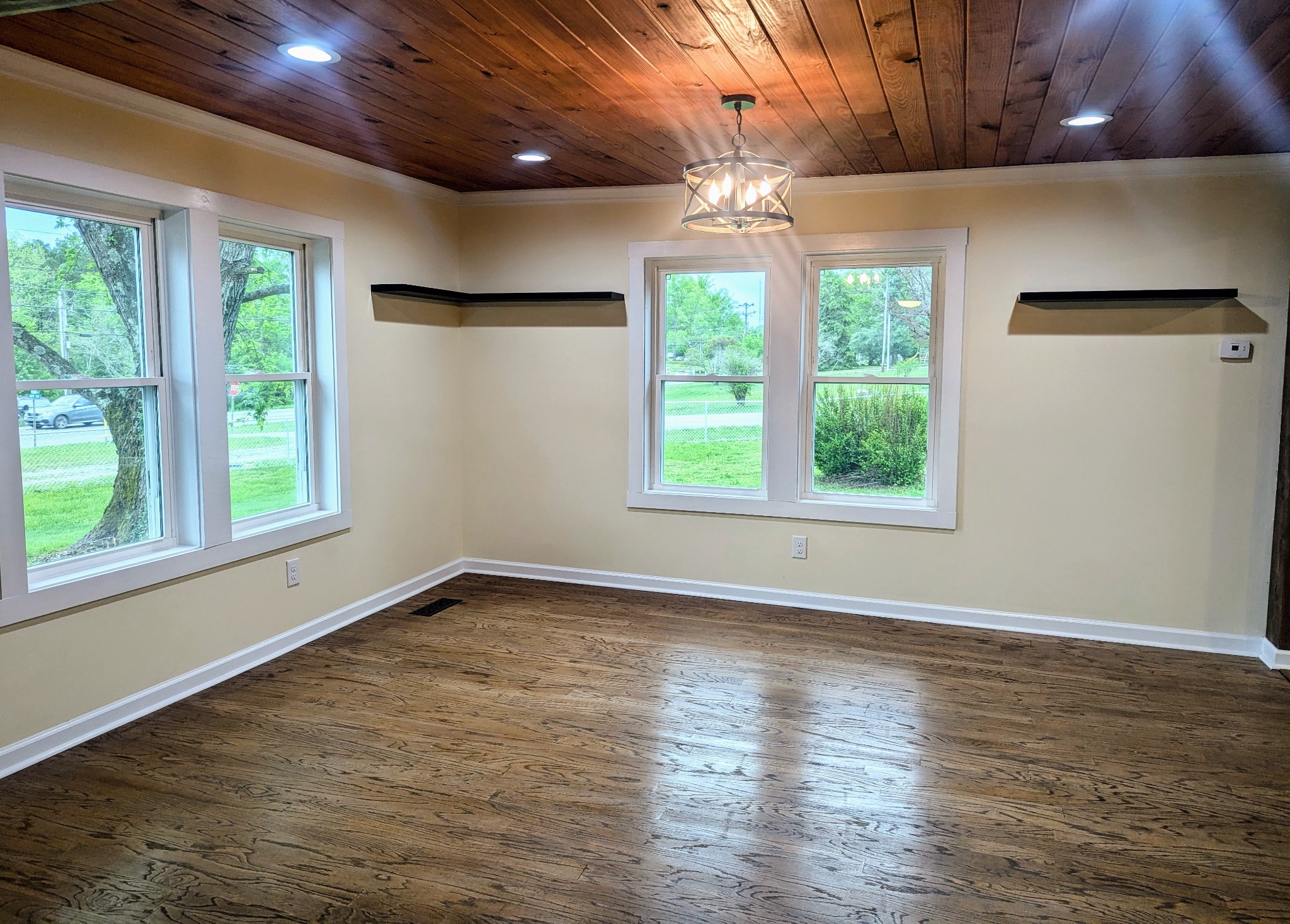 1263 Highway 100 Centerville TN 37033