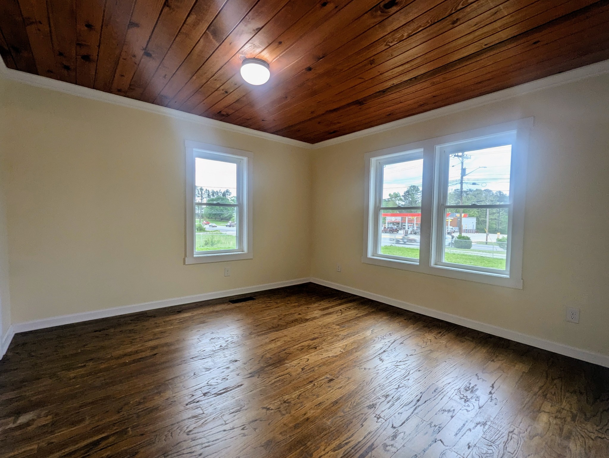 1263 Highway 100 Centerville TN 37033