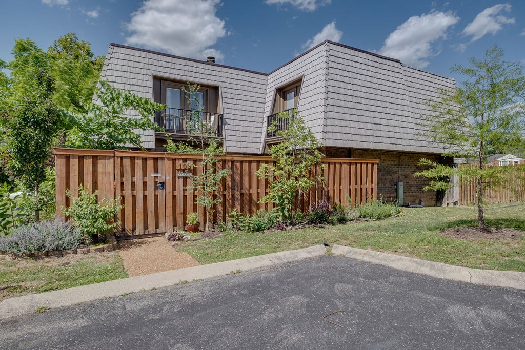 103 Cedarwood Lane Madison TN 37115