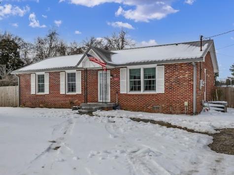 2421 Pendleton Drive Clarksville TN 37042