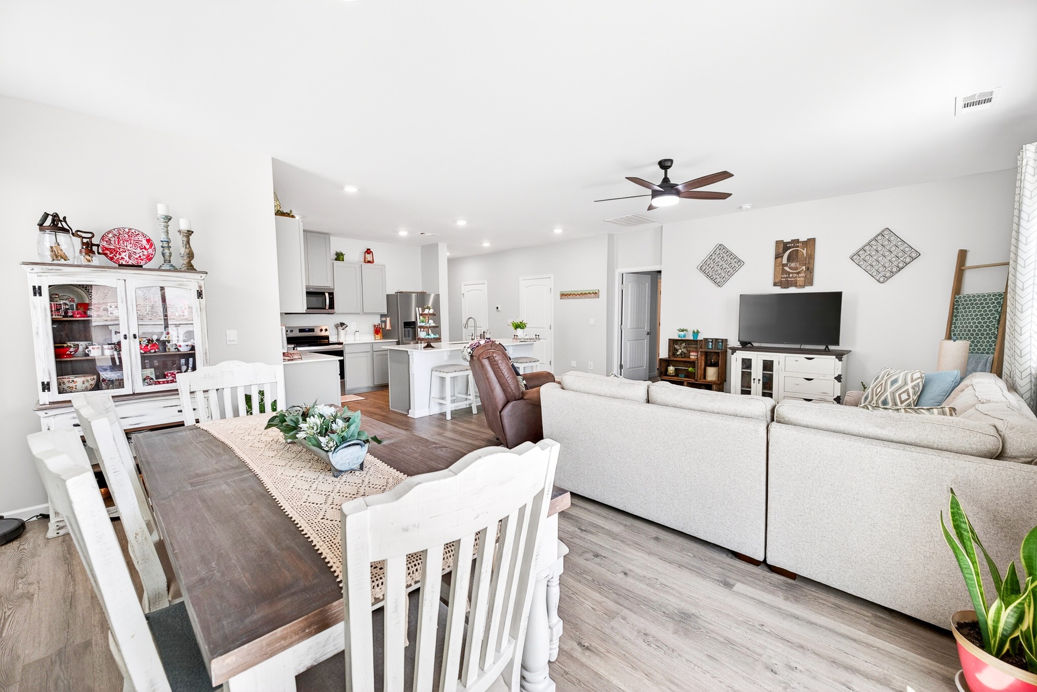 1608 Sparrow Lane Lebanon TN 37087