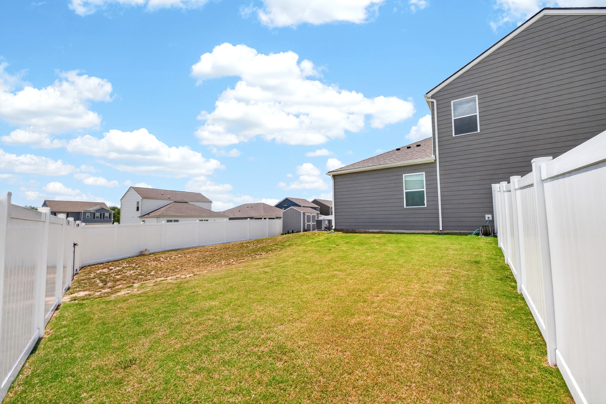 1608 Sparrow Lane Lebanon TN 37087