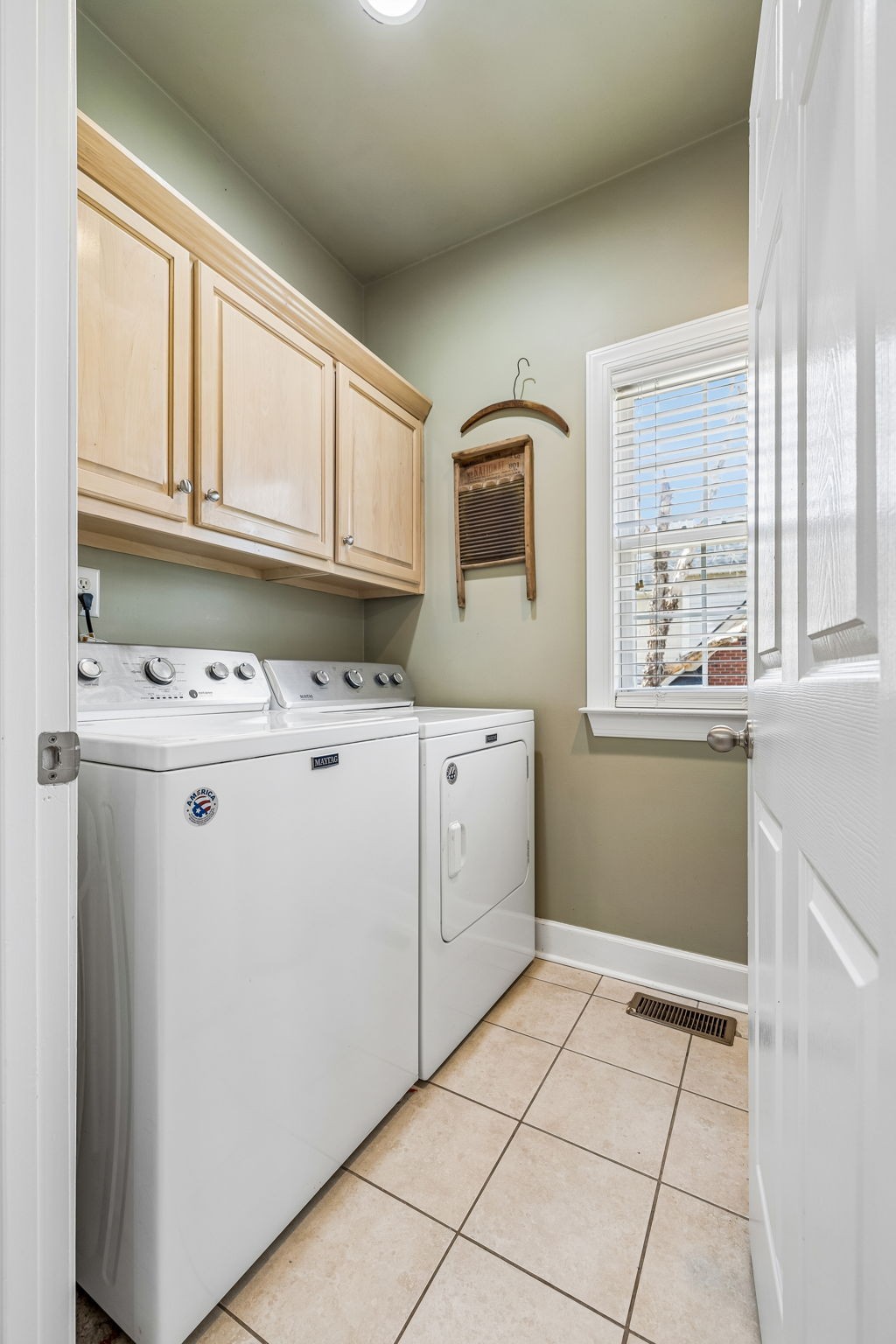 1712 Stoney Hill Lane Spring Hill TN 37174