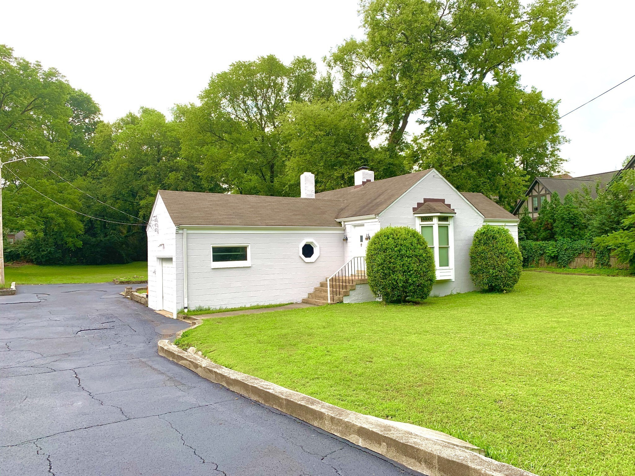 2909 Woodlawn Drive Nashville TN 37215