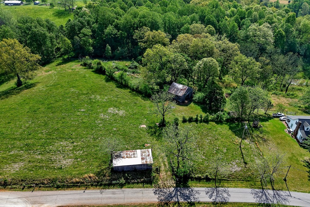 515 Jericho Road Quebeck TN 38579