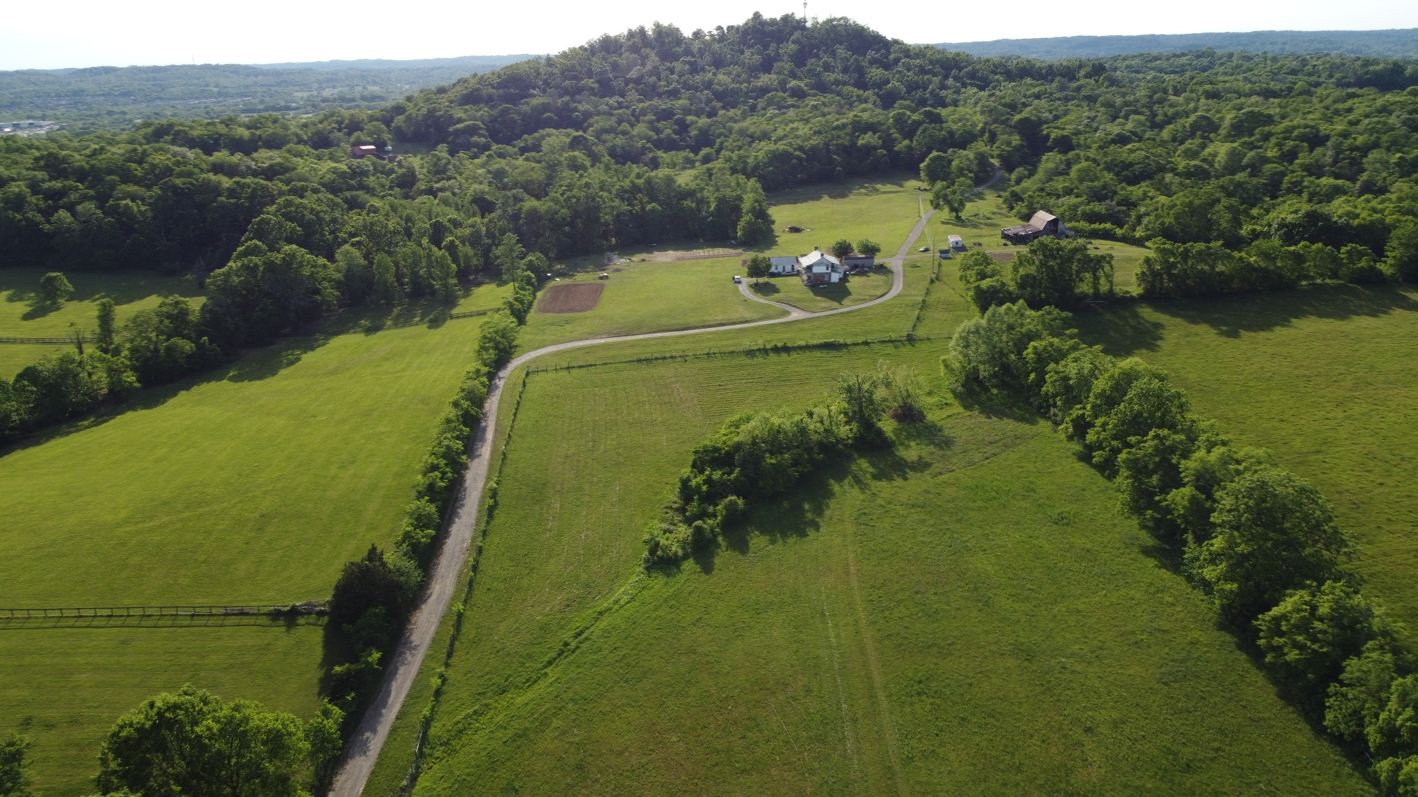 112 Neals Pvt Court Gallatin TN 37066