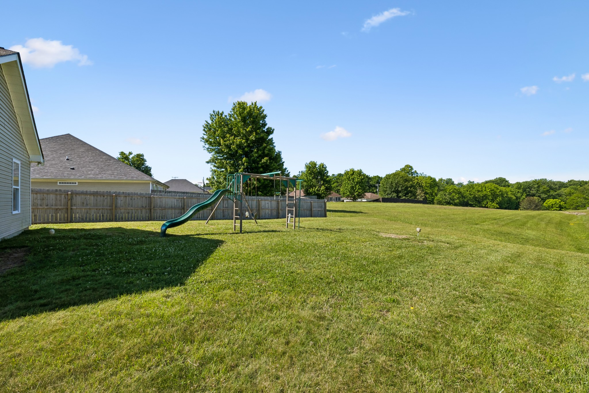813 Magnolia Boulevard White House TN 37188