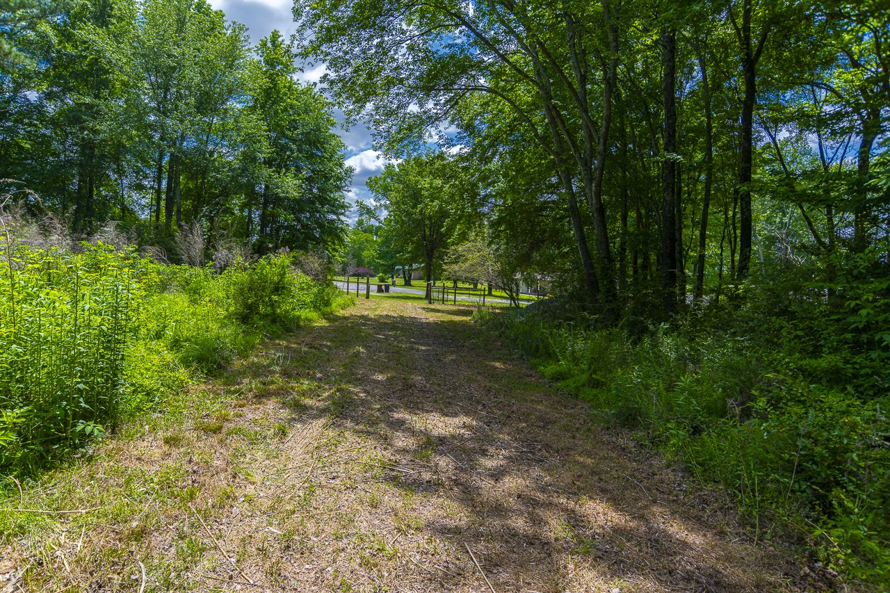 23 Grassy Branch Road Flintville TN 37335