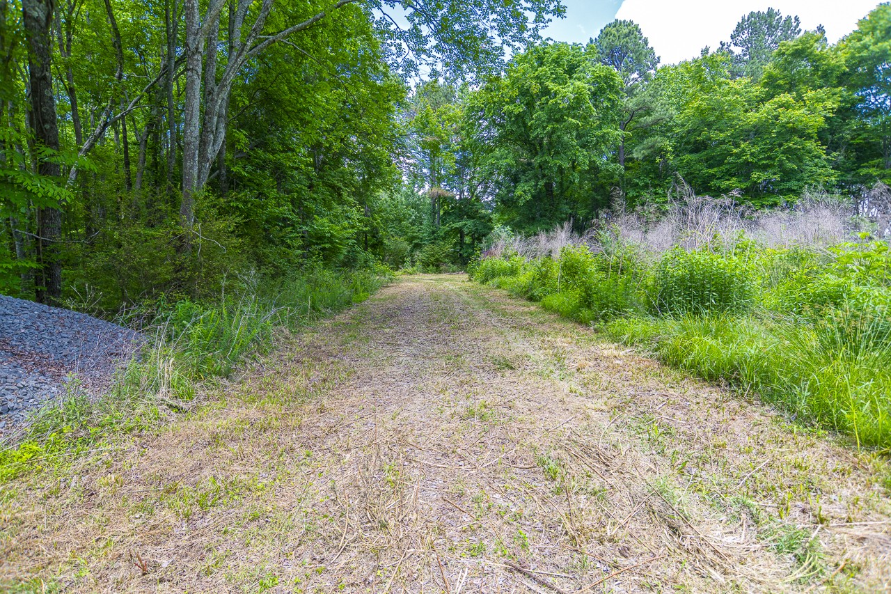23 Grassy Branch Road Flintville TN 37335