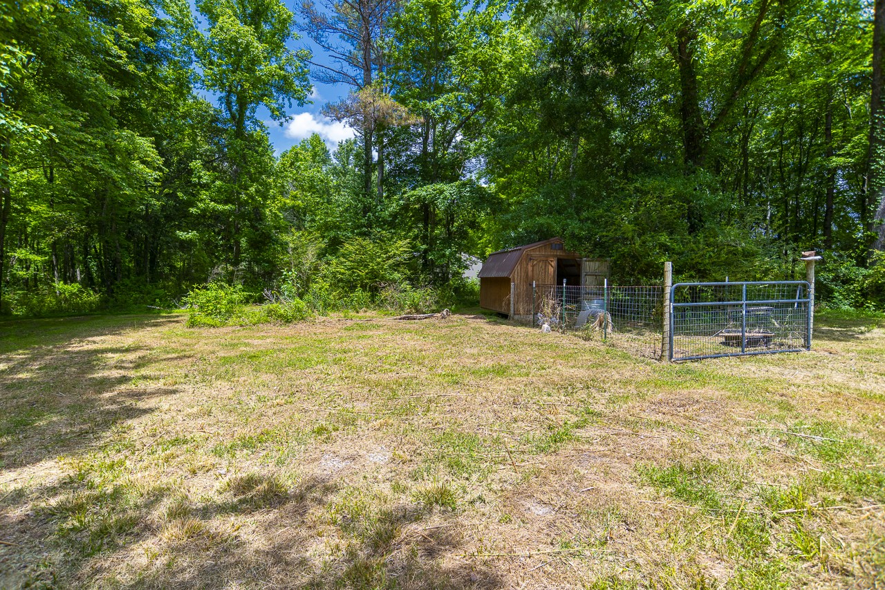 23 Grassy Branch Road Flintville TN 37335