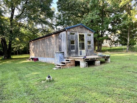 1020 Fall River Road Goodspring TN 38460