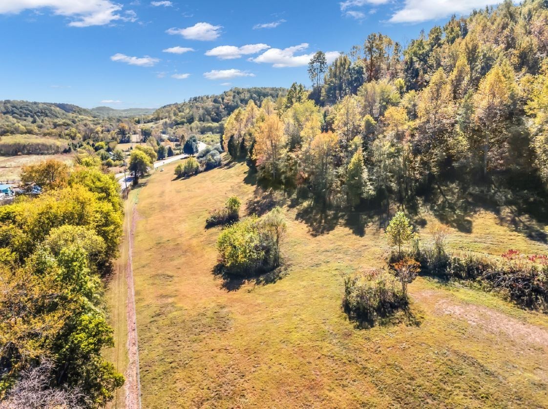 13581 Campbellsville Road Lynnville TN 38472