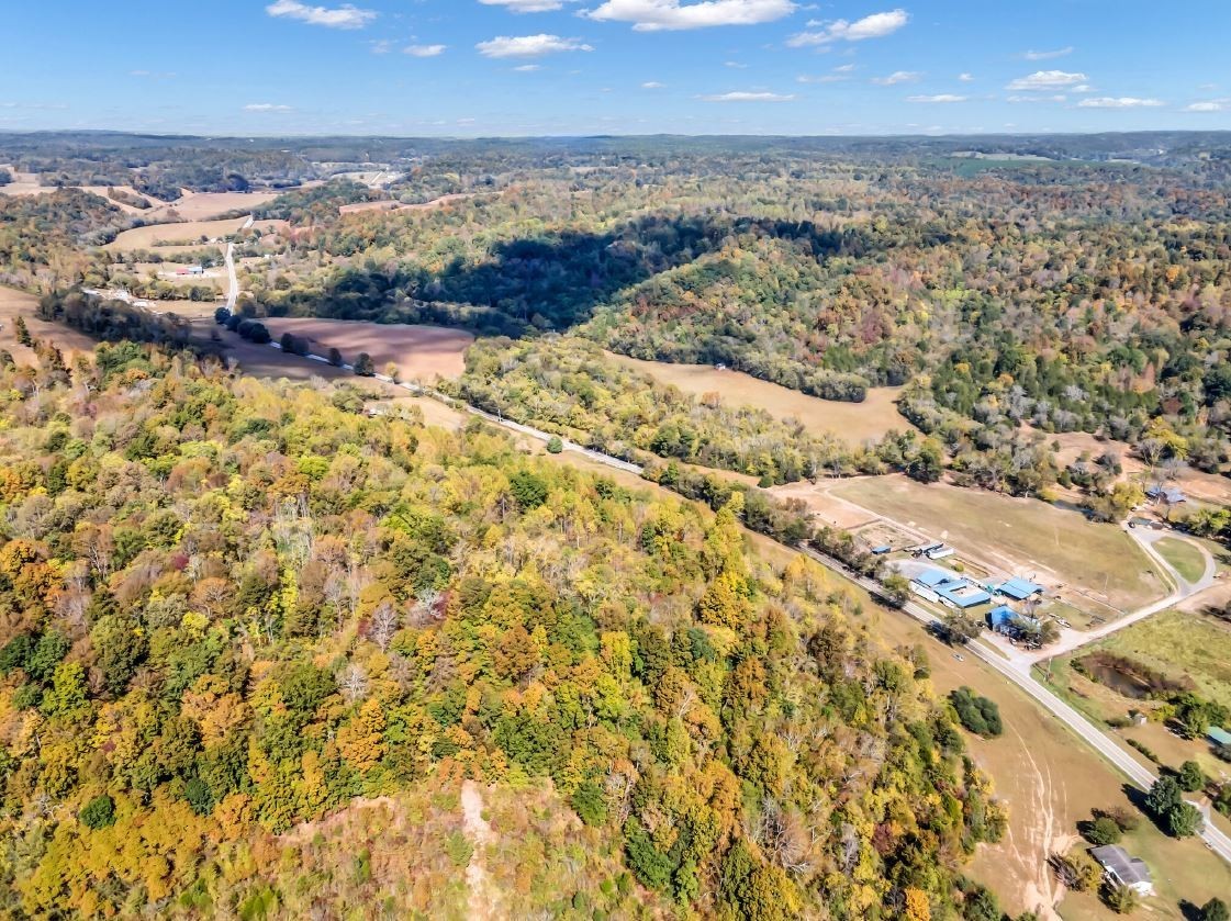 13581 Campbellsville Road Lynnville TN 38472